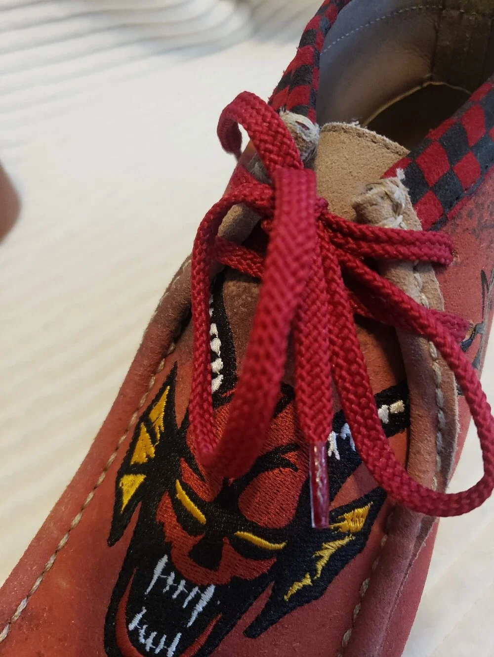 Clarks x Stranger Things Mens Wallabee Boot Clogs Hellfire Club / Upside Down 7M